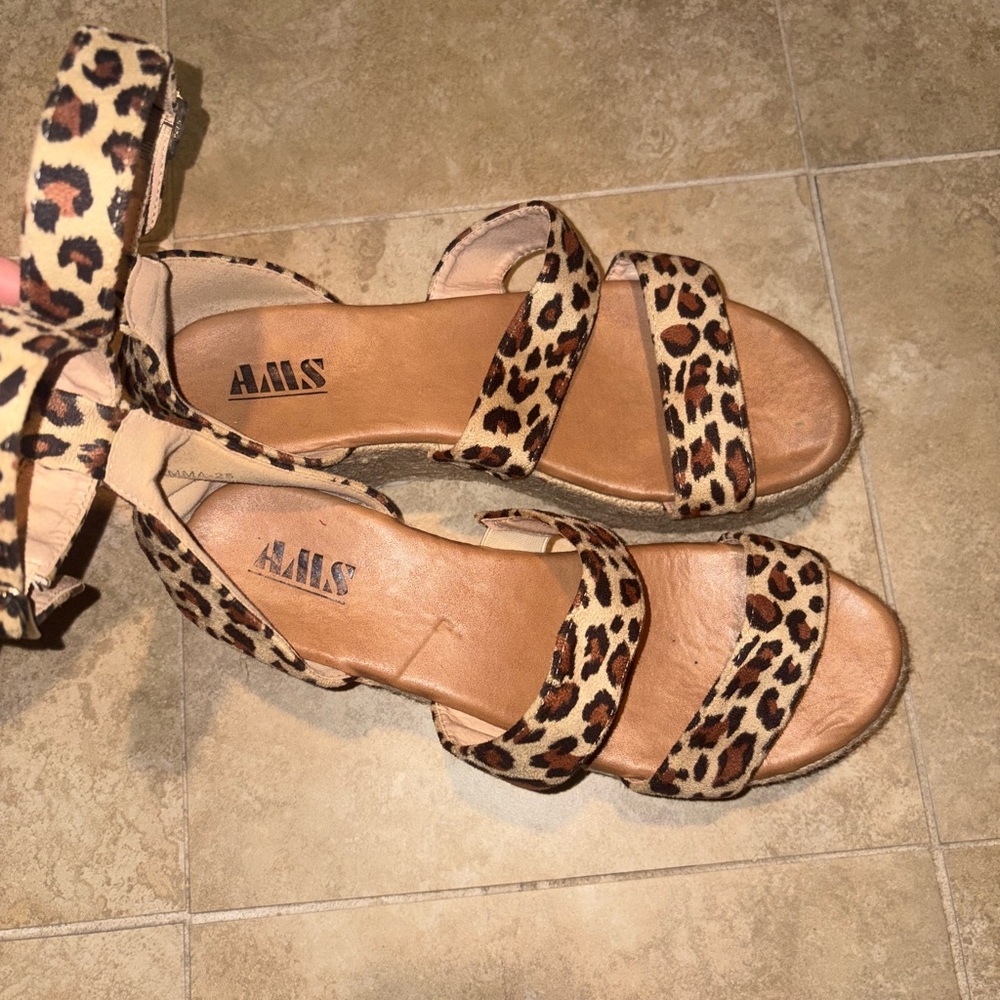 Leopard Print Wedge Sandals - Picture 3 of 4